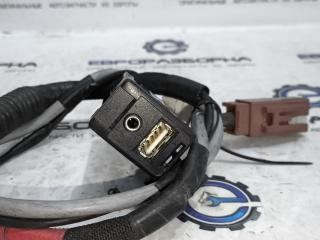 разъем AUX / USB