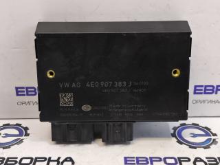 Блок фаркопа Audi Q7 4L [рестайлинг] 2013, 3.0 л., TDi, дизель, АКПП, передний привод, 4E0907383J