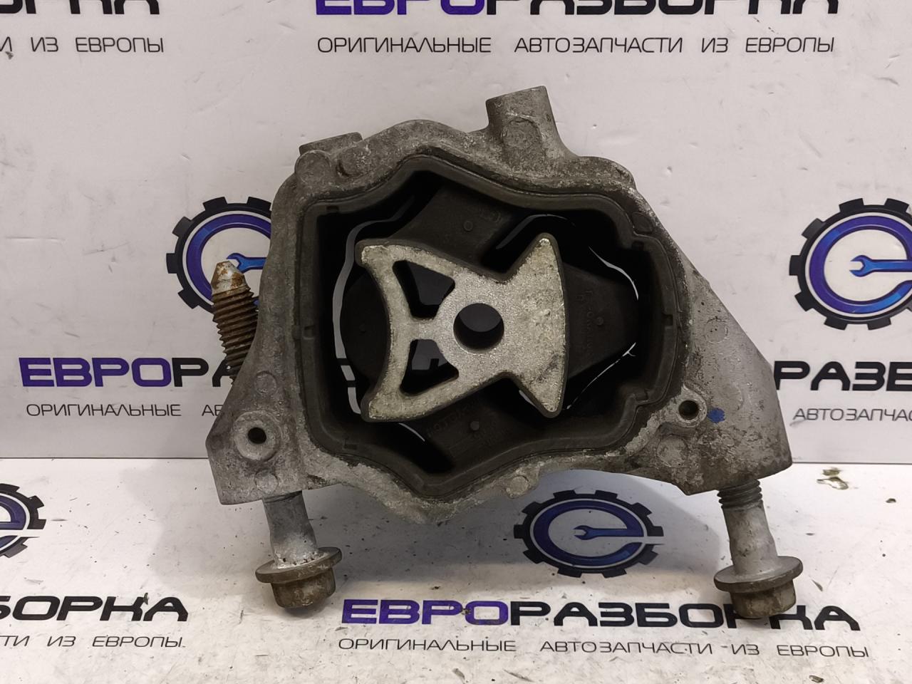 подушка крепления двигателя Land Rover Discovery Sport 1 поколение L550 2017, 2.0 л., дизель, АКПП, передний привод, LR039527, 8G9N6L063FB, J9C1379 - фото №1