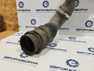 патрубок воздушного фильтра левый