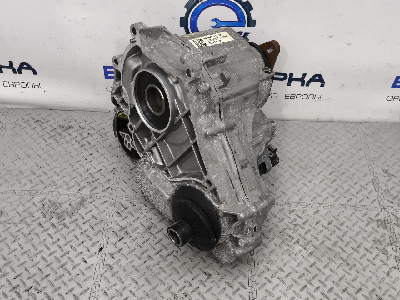 раздаточная коробка BMW X3 G01 2019, 2.0 л., B48 B20 A, бензин, АКПП, 475 black-sapphire metallic, полный привод, правый руль, 9470186, 9470187, 27109470187, 27108485036, 27108740625, 27109469019 - фото №1
