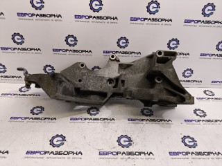 кронштейн генератора Volkswagen Crafter 1 поколение [рестайлинг] 2015, 2.0 л., TDi, дизель, передний привод, 03L903143L