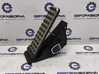 педаль Mercedes-Benz M-Класс W166 2014, 3.0 л., CDi, дизель, АКПП, передний привод, A204300020