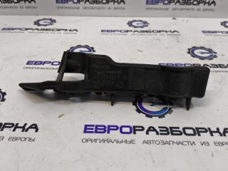 Крепление бампера переднего Audi A5 8T [рестайлинг] 8T 2012, 2.0 л., TFSI, бензин, АКПП, передний привод, 8T0807284C