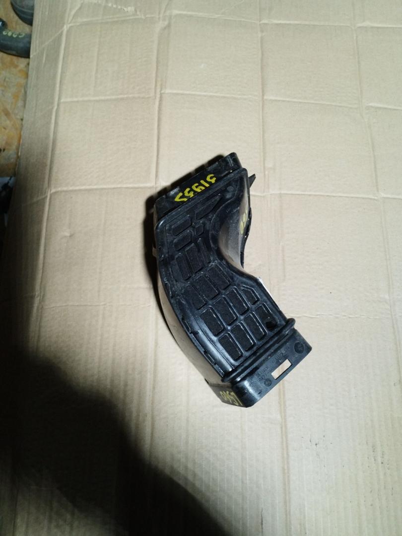 патрубок воздушного фильтра Land Rover Range Rover Velar 1 поколение L560 2018, 2.0 л., бензин, АКПП, передний привод, LR092336, GX739A675DC, LR092336, T2H2693 - фото №1