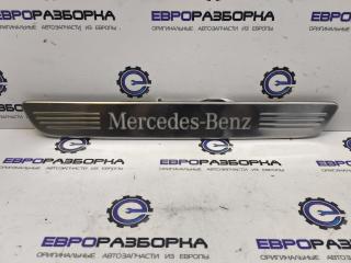 накладка на порог внутренняя Mercedes-Benz GLC-Класс X253/C253 2016, 2.0 л., CDi, дизель, АКПП, передний привод, A2056806903