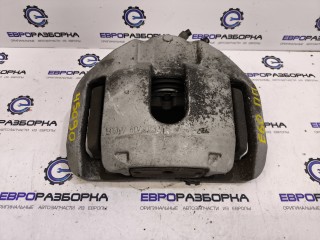 суппорт передний правый BMW 5 серия E60/E61 E60 2006, 2.5 л., бензин, АКПП, передний привод