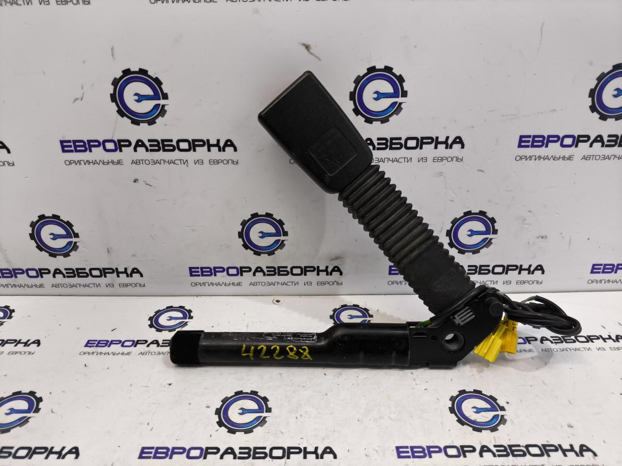 преднатяжитель ремня безопасности Mercedes-Benz M-Класс W164 2007, 3.0 л., CDi, дизель, АКПП, передний привод, A2518600369 - фото №1