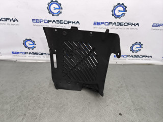 подкрылок передний левый