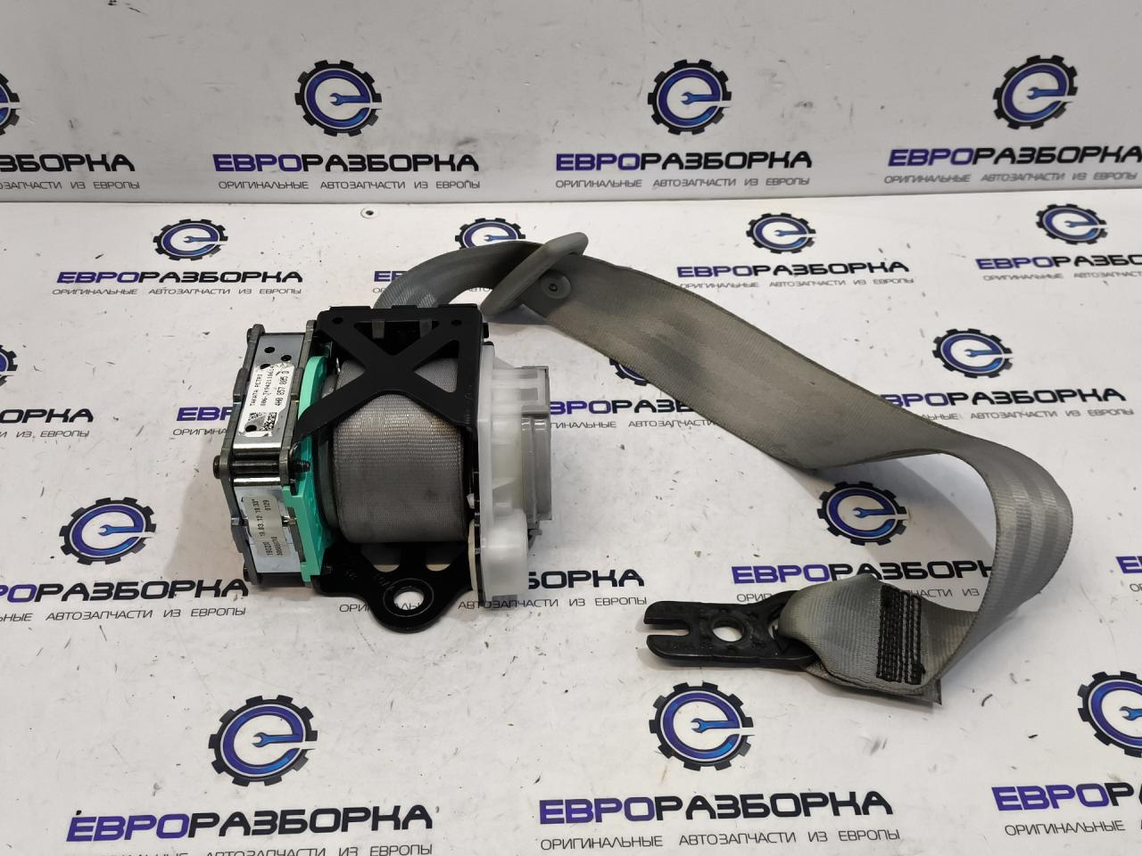 ремень безопасности Audi A8 D4/4H 2011, 3.0 л., TDi, дизель, АКПП, передний привод, 4H0857805D, 4H0857805DXXZ - фото №1