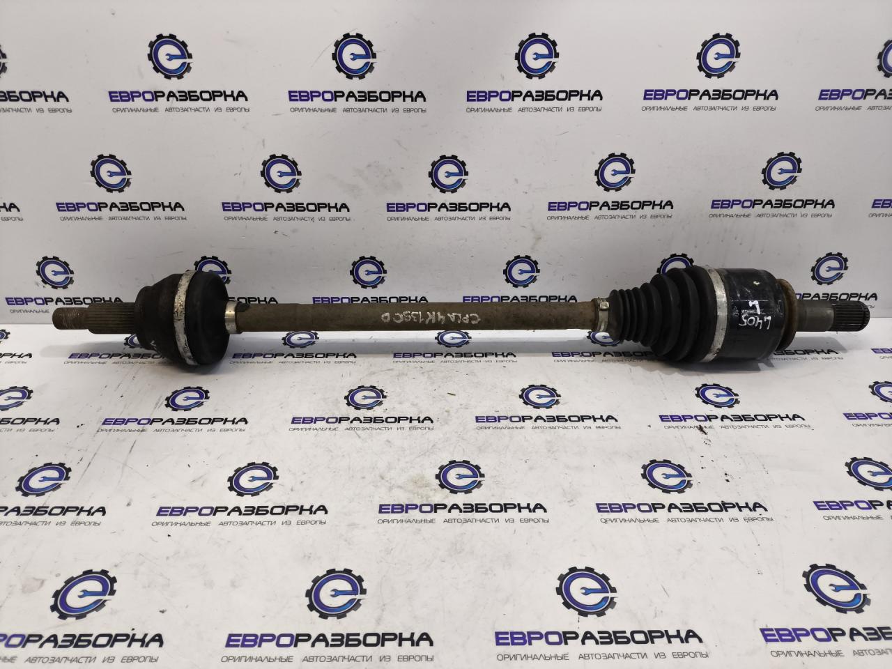 полуось задняя (приводной вал, ШРУС) Land Rover Range Rover 4 поколение L405 2015, 4.4 л., дизель, АКПП, полный привод, правый руль, CPLA4K139CE, LR073346, LR161705, CPLA4K139EA, CPLA4K139CD - фото №1