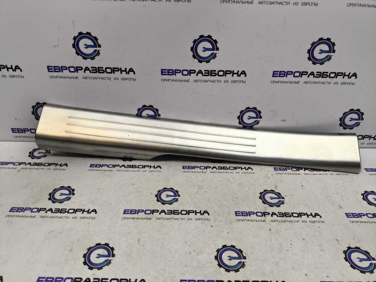 накладка на порог внутренняя Bentley Continental Flying Spur 1 поколение 2012, 6.0 л., бензин, АКПП, серый, передний привод, 3W4863382M, 3W4863382AB - фото №1