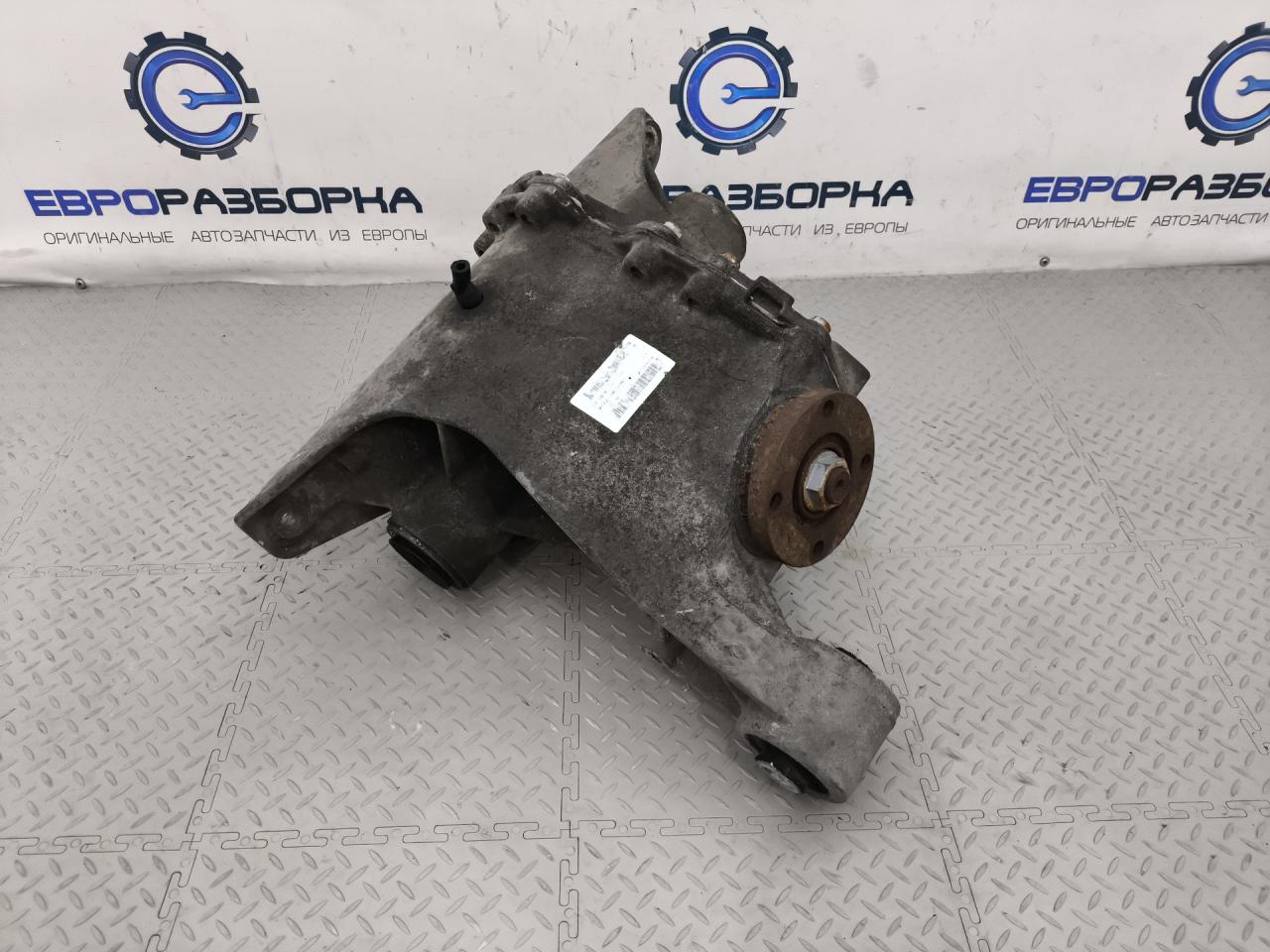 редуктор заднего моста Land Rover Discovery 4 поколение L319 2012, 3.0 л., дизель, АКПП, передний привод, правый руль, LR029573, CH224W063AB - фото №1