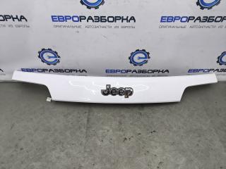 накладка двери (крышки) багажника Jeep Grand Cherokee 4 поколение [рестайлинг] WK2 2014, 6.4 л., бензин, АКПП, передний привод, 1WD55TRMAD