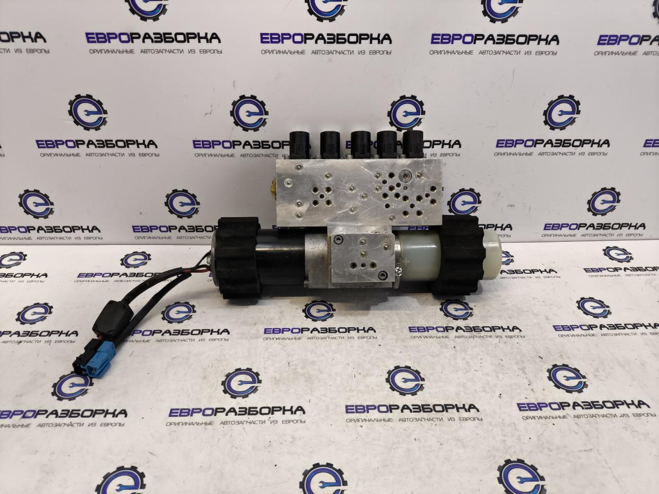 насос гидравлический подъема крыши BMW M3 E92/E93 E93 2012, АКПП, передний привод, 54377128779, 7128779, 7128780, 54377148163, 7148163 - фото №1