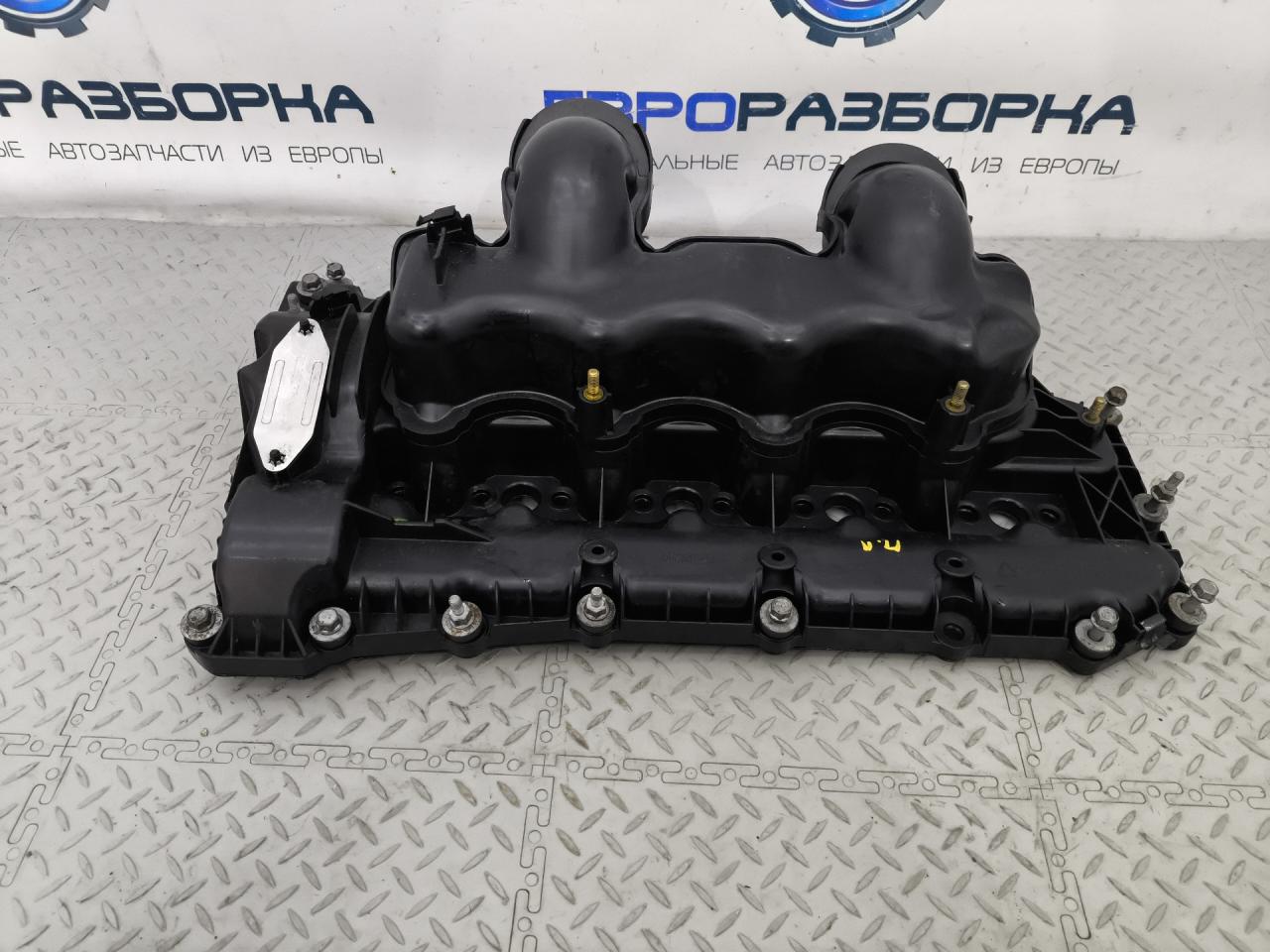клапанная крышка Land Rover Range Rover 4 поколение L405 2014, 4.4 л., дизель, АКПП, полный привод, правый руль, AH4Q9424BD, LR022743, AH4Q9424BC, LR034993, AH4Q9424BE - фото №1