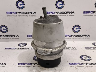 подушка крепления двигателя