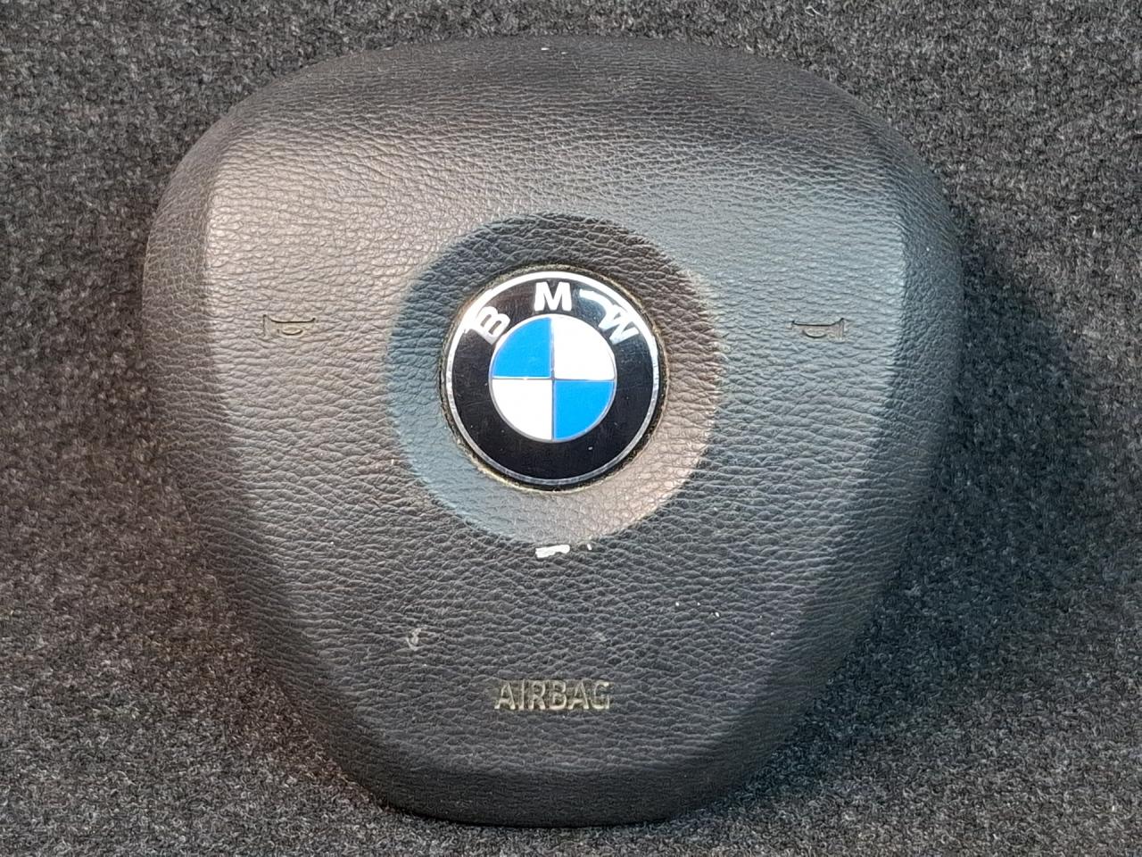 подушка безопасности водителя BMW X4 F26 2016, 2.0 л., дизель, АКПП, черный, 15B1044T0655, 32678734206 - фото №1
