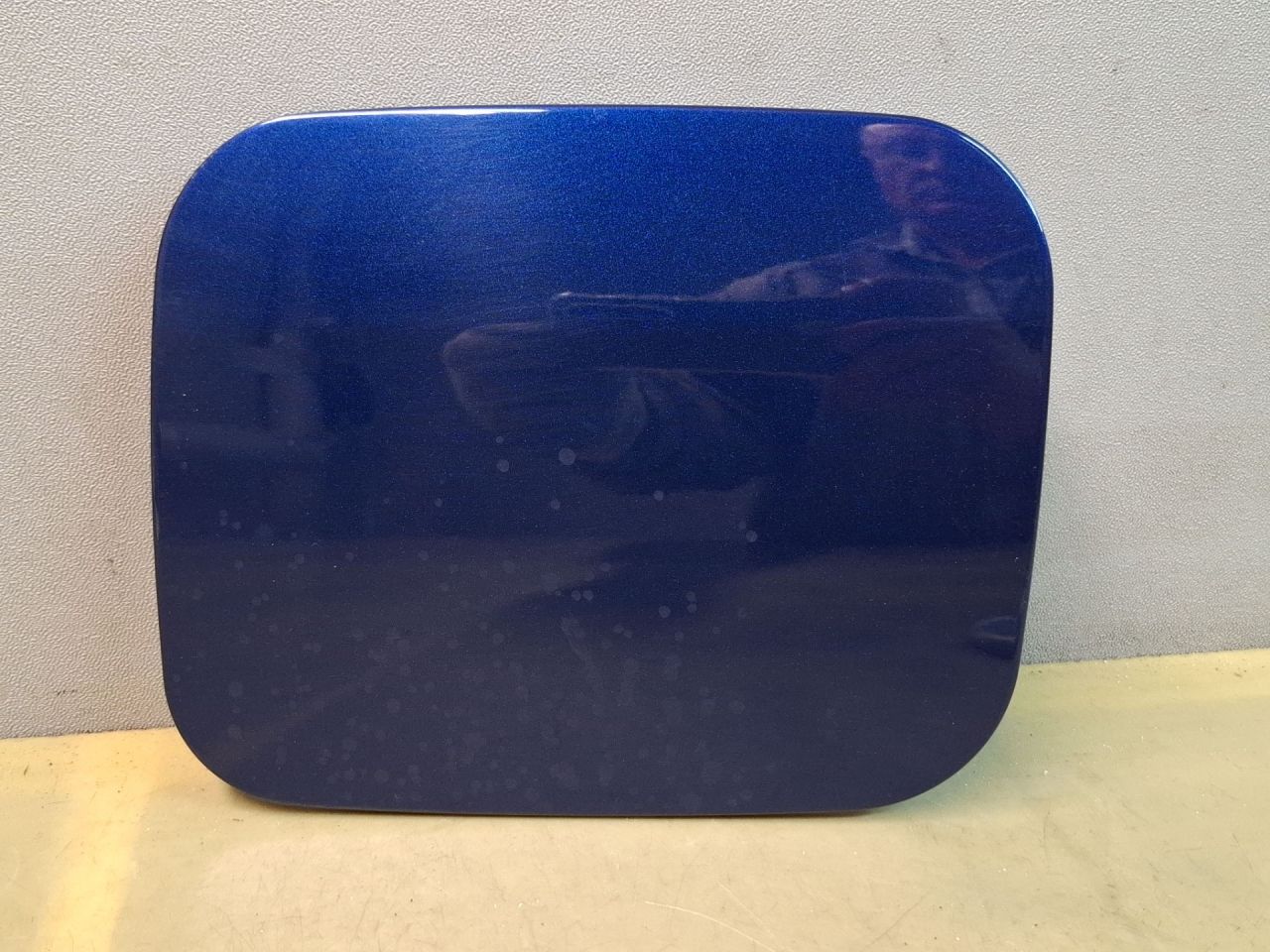 лючок топливного бака Toyota Camry 7 поколение XV40 ACV40 2009, 2.4 л., 2AZ-FE, бензин, АКПП, синий, седан, передний привод - фото №1