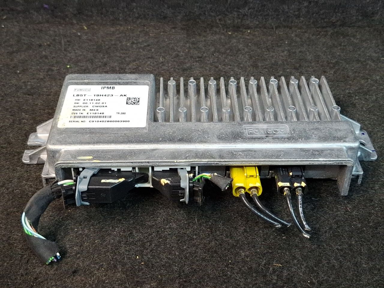 блок управления камерой Ford Explorer 6 поколение U625 2020, 3.0 л., бензин, АКПП, внедорожник 5 дв., полный привод, LB5T-19H423-AK - фото №1