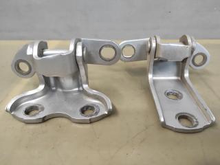 петля двери Toyota RAV4 3 поколение (XA30) [рестайлинг] 2009, 3.5 л., 2GR-FE, бензин, АКПП, серебристый, внедорожник 5 дв., полный привод