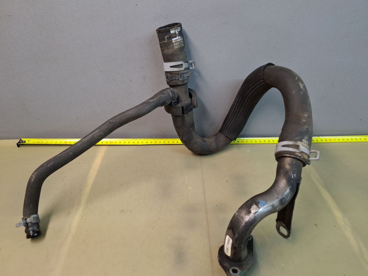 трубка охлаждающей жидкости Chevrolet Blazer 3 поколение 2019, 3.6 л., бензин, АКПП, белый, полный привод, 12677890 - фото №1