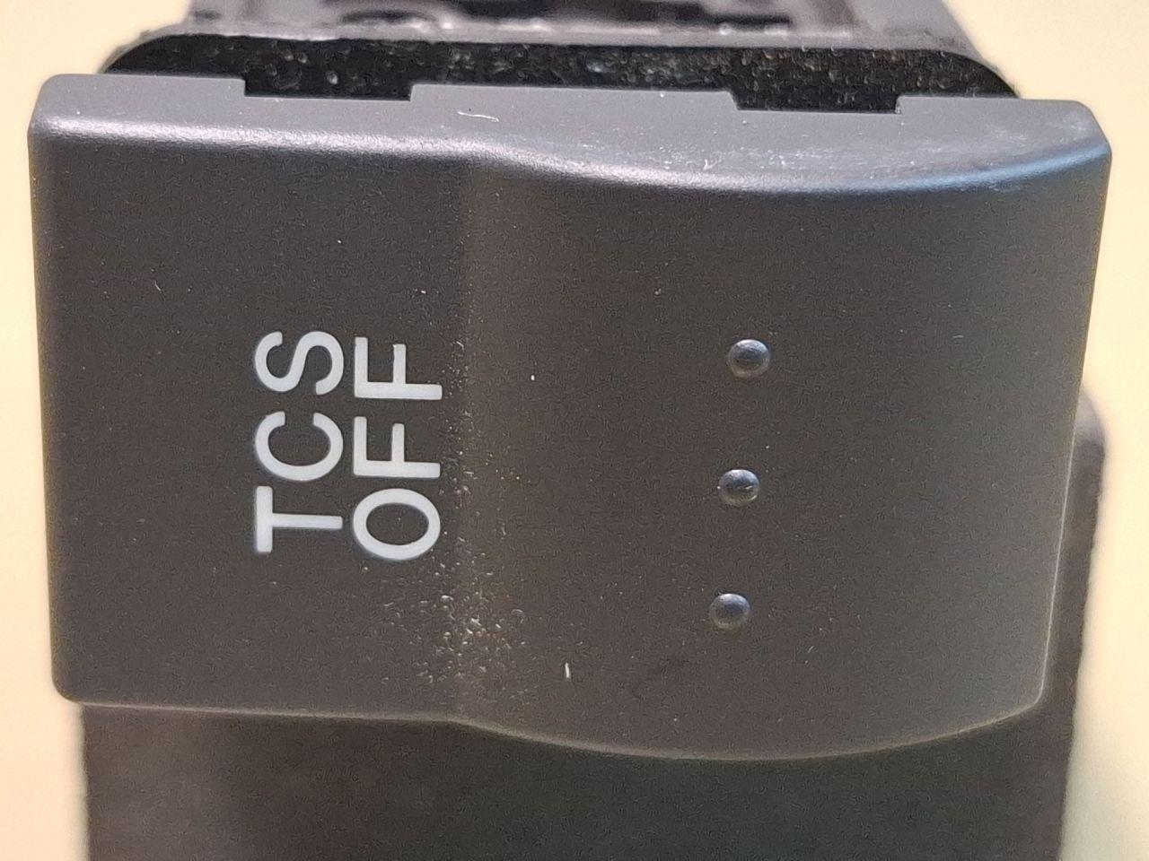 кнопка ASC / ESP Mazda CX-7 1 поколение ER 2008, 2.3 л., L3-VDT, бензин, АКПП, голубой/30s, полный привод, EG23664T0 - фото №1