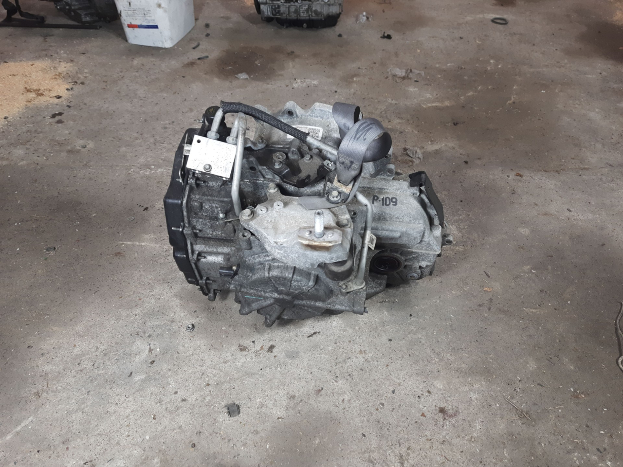 КПП автоматическая (АКПП) Ford Edge 2 поколение CD539 2018, 2.0 л., бензин, АКПП, черный, внедорожник 5 дв., полный привод - фото №1