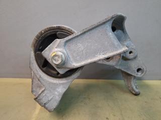 подушка крепления двигателя Chevrolet Captiva 1 поколение [рестайлинг] 2012, 2.4 л., LE5, бензин, АКПП, передний привод