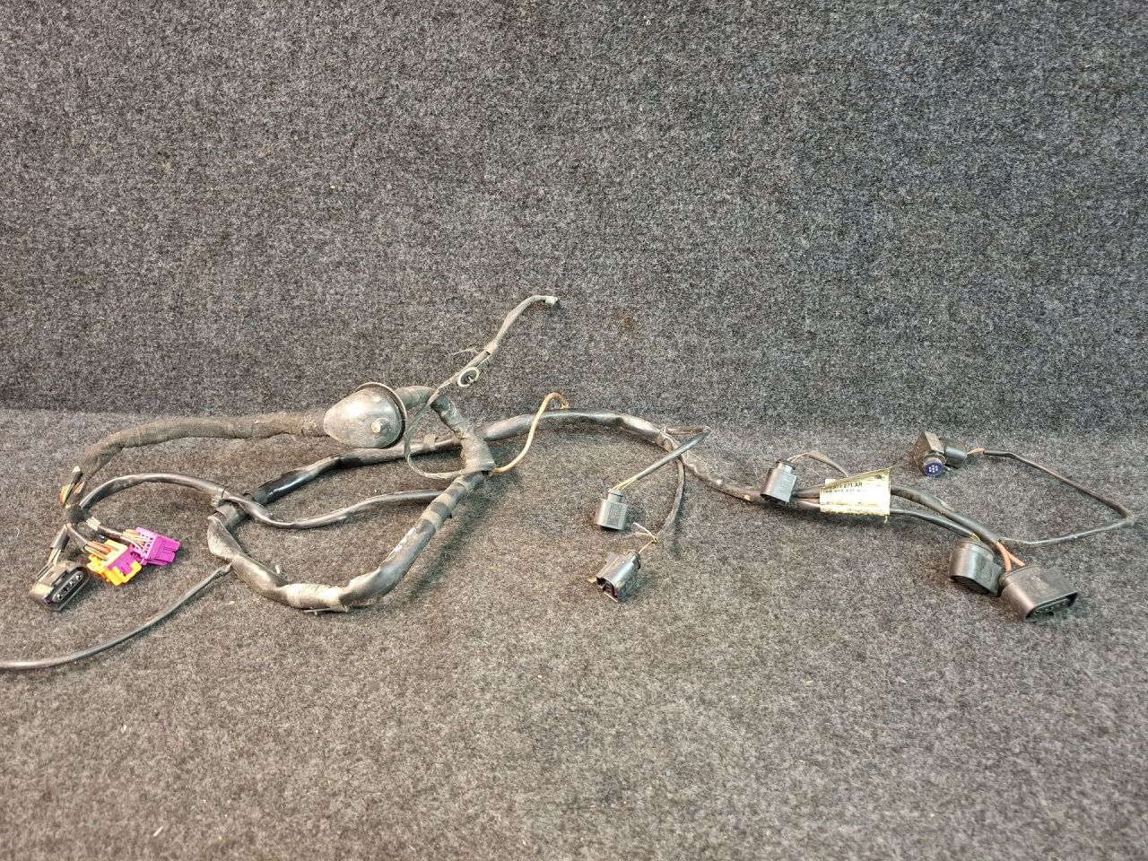 проводка подкапотная Volkswagen Jetta 7 поколение 2021, 1.4 л., бензин, АКПП, серый, передний привод, 4F1971271AR - фото №1