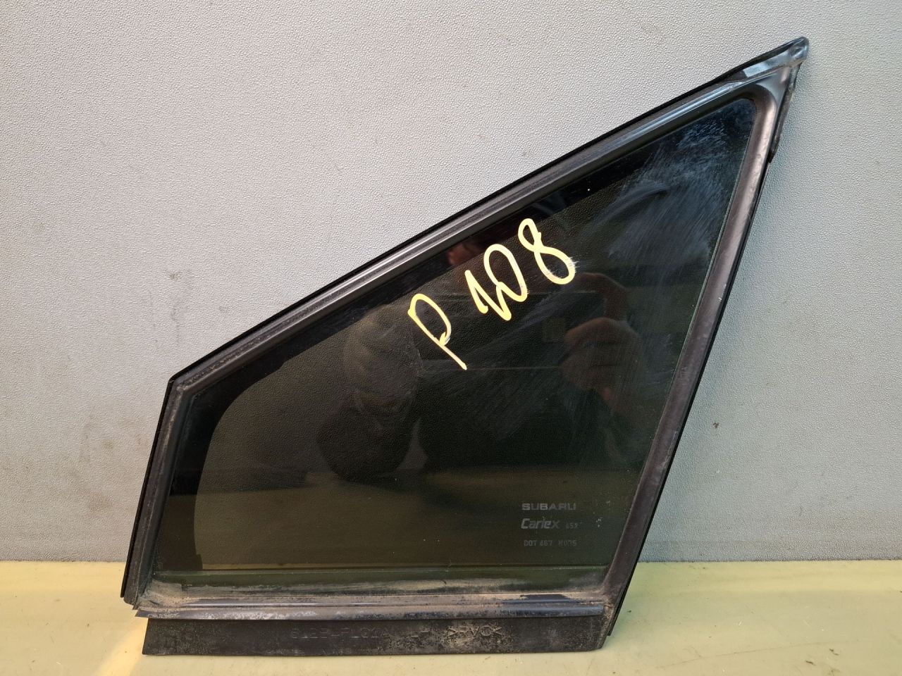 стекло двери передней левой Subaru Impreza 5 поколение (GK/GT) 2019, 2.0 л., бензин, вариатор, серый, седан, полный привод - фото №1