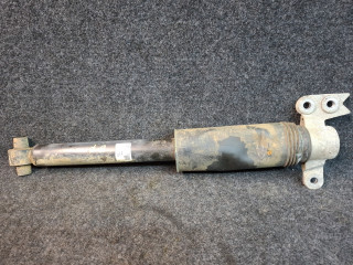 амортизатор задний правый Chevrolet Equinox 3 поколение 2018, 2.0 л., бензин, АКПП, передний привод, 84230391