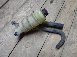 бачок гидроусилителя Mazda Millenia 1 поколение 2000