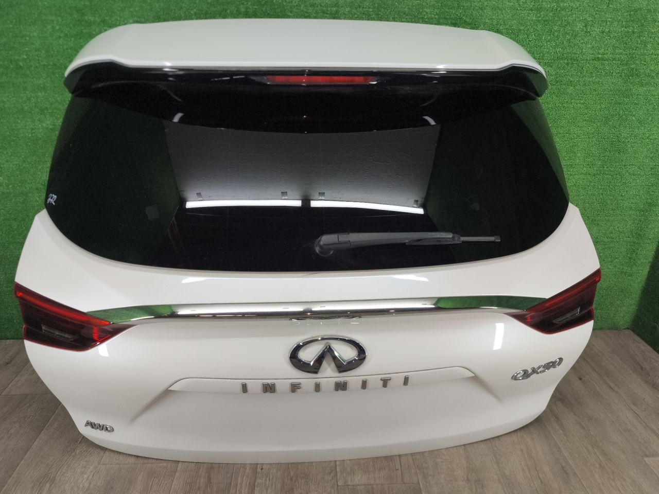 крышка багажника (дверь 3-5) Infiniti QX50 P71A 2021, 2.0 л., бензин, АКПП, белый перламутр, лифтбэк, полный привод - фото №1