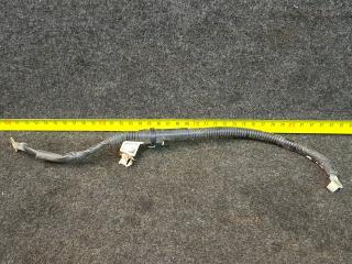 минусовой провод аккумулятора Toyota Prius V 1 поколение ZVW41 ZVW41 2014, 1.8 л., гибрид, АКПП, синий, хетчбэк 5 дв., передний привод
