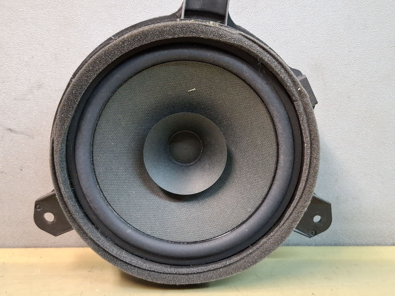 динамик Subaru Impreza 5 поколение (GK/GT) 2019, 2.0 л., бензин, вариатор, серый, седан, полный привод - фото №1