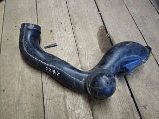 патрубок воздушного фильтра Mazda Tribute 1 поколение [рестайлинг] 2005, 2.3 л., бензин