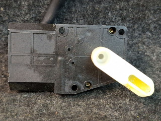 моторчик заслонки печки Suzuki Grand Vitara 1 поколение [рестайлинг] 2005, 2.7 л., H 27 A, бензин, АКПП, внедорожник 5 дв., 5027522350