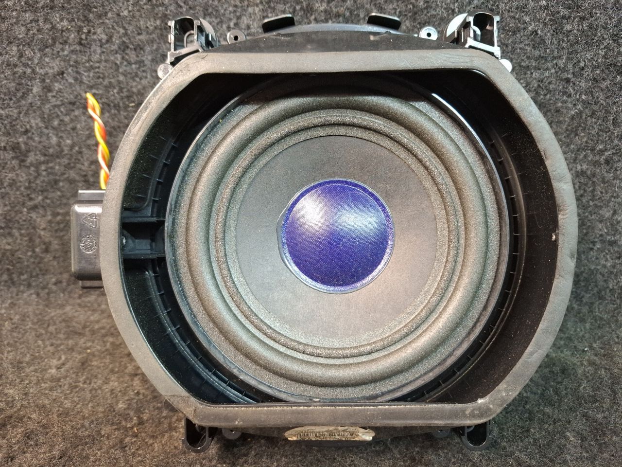 динамик BMW X5 E70 2008, 3.0 л., дизель, АКПП, серый, внедорожник 5 дв., полный привод, правый руль, 18820010, 430407858610, 6513-6971880-04 - фото №1