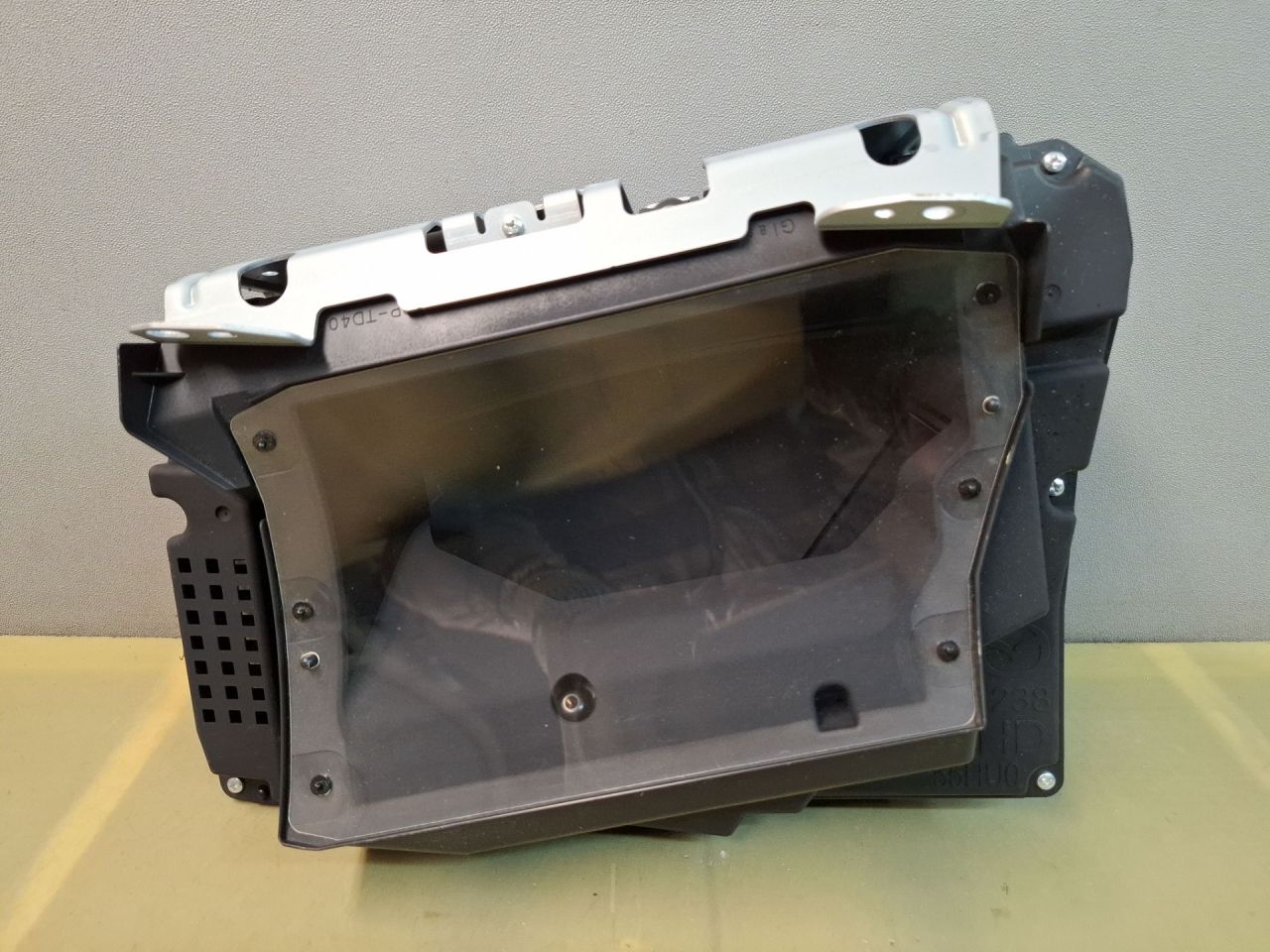 проектор Mazda CX-5 2 поколение KF 2018, 2.5 л., PYY1, бензин, АКПП, серый/46g, внедорожник 5 дв., полный привод, KB7W55HU0, K423855HU0 - фото №1