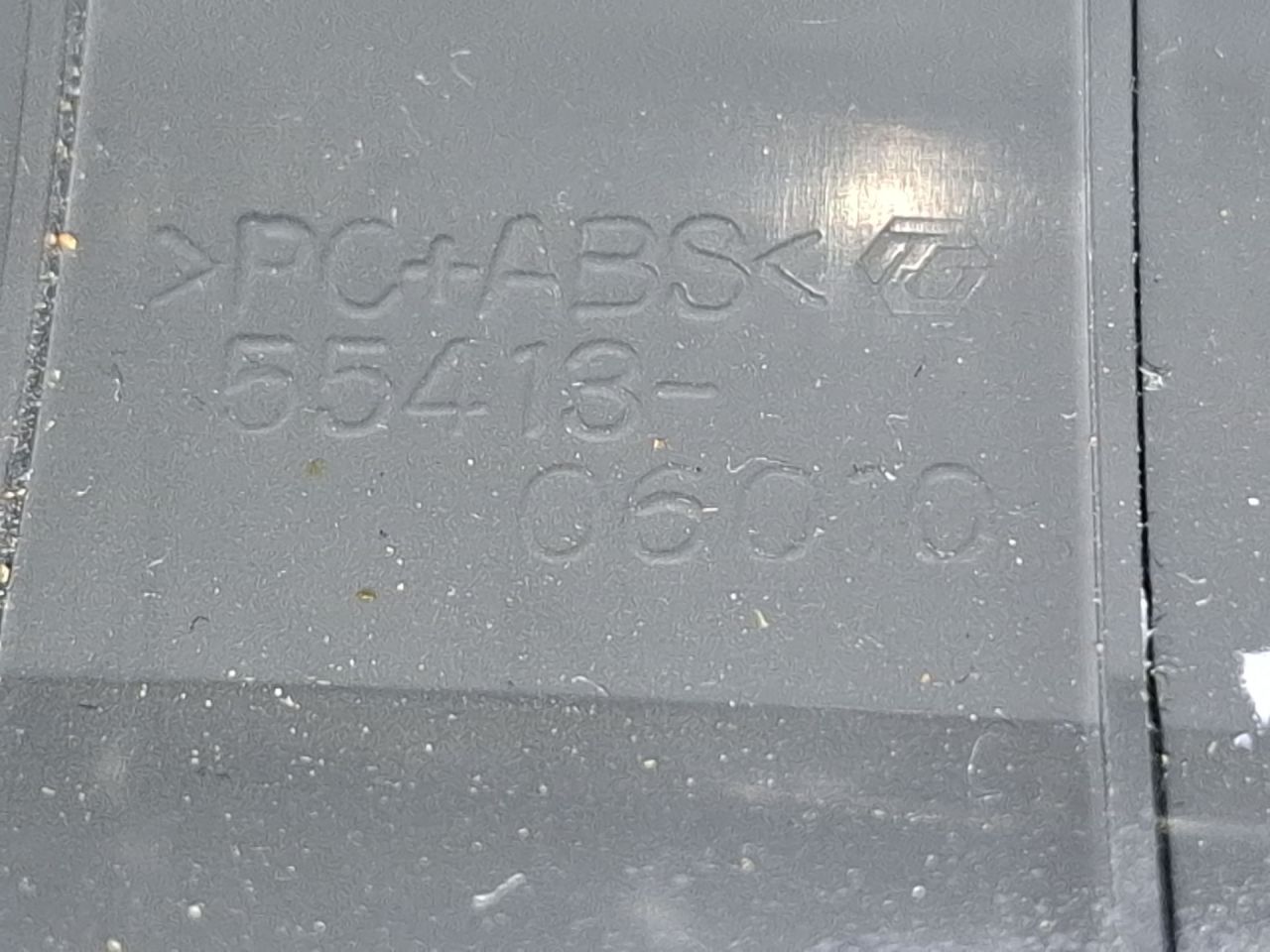 накладка на торпедо (консоль) Toyota Camry 7 поколение XV40 ACV40 2009, 2.4 л., 2AZ-FE, бензин, АКПП, синий, седан, передний привод, 5541306010 - фото №1