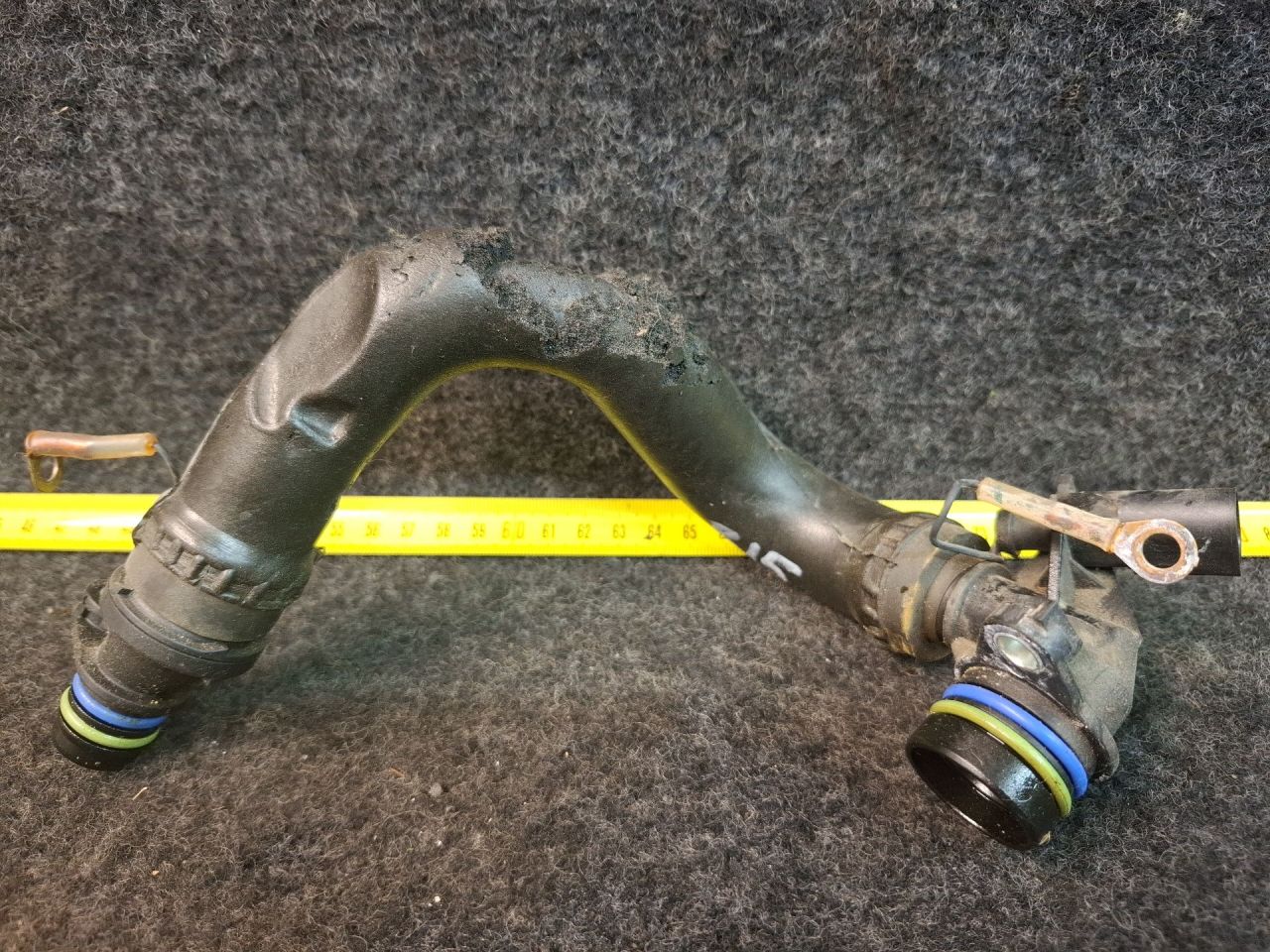 трубка вентиляции картерных газов Volkswagen Jetta 7 поколение 2019, 1.4 л., бензин, АКПП, серый, передний привод - фото №1