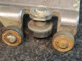 ролик двери сдвижной Toyota Sienna 3 поколение 2011, 3.5 л., 2GR-FE, бензин, АКПП, серый, передний привод - фото №5