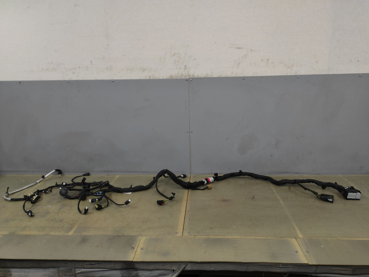 проводка двигателя Ford Escape 4 поколение CX482 2021, 2.5 л., гибрид, АКПП, внедорожник 5 дв., полный привод, KU5T12C508, KU5T12C508R59CL - фото №1