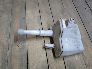 бачок омывателя Mazda Tribute 1 поколение 2004