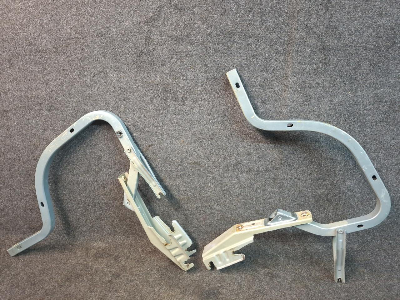 петля крышки багажника Toyota Camry 7 поколение XV40 2008, 2.4 л., 2AZ-FE, бензин, АКПП, седан, передний привод - фото №1