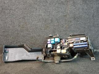 блок предохранителей Toyota Camry 7 поколение XV40 ACV40 2009, 3.5 л., 2GR-FE, бензин, АКПП, серо-голубой, седан, передний привод, 8272006101