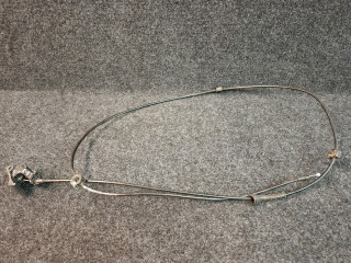 трос капота Chevrolet Equinox 3 поколение 2018, 2.0 л., бензин, АКПП, передний привод, 84200619