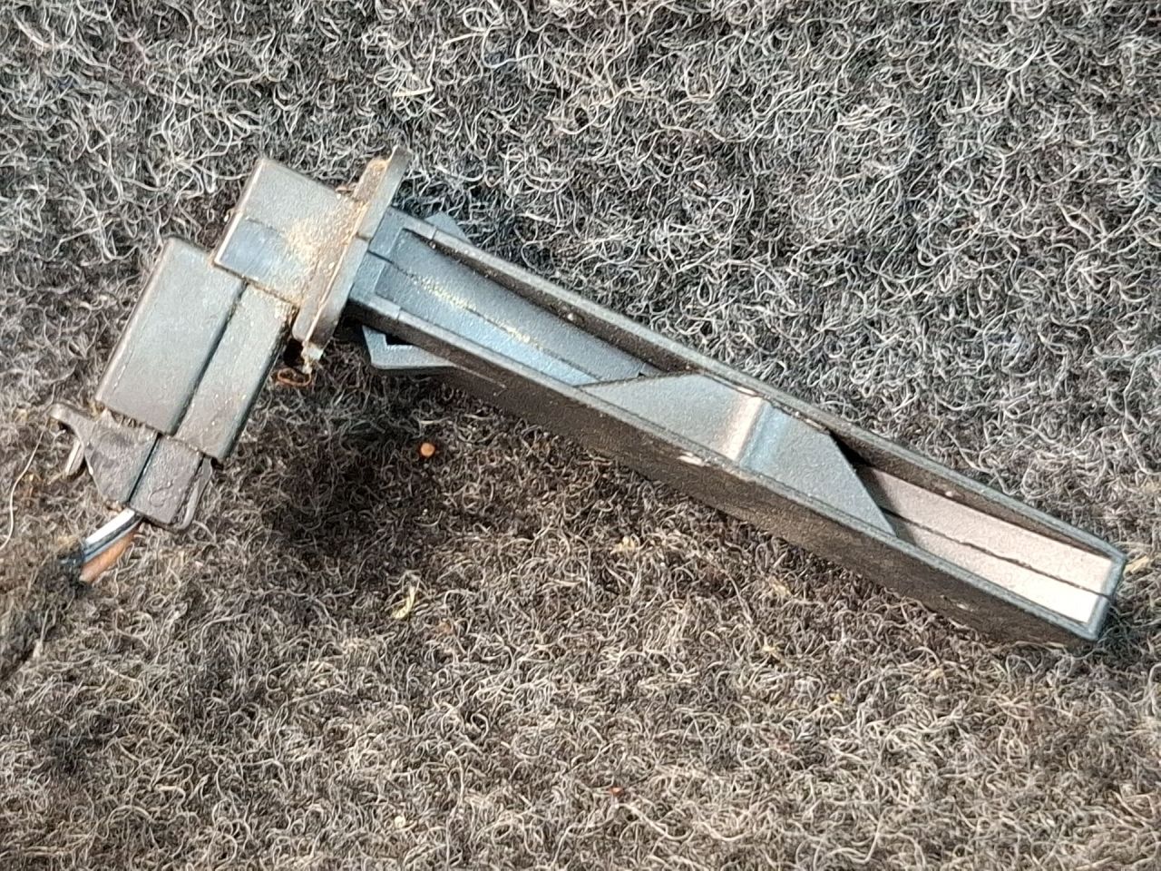 датчик температуры Volkswagen Jetta 7 поколение 2021, 1.4 л., бензин, АКПП, серый, передний привод, 5Q0907543 - фото №1