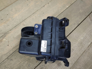 корпус воздушного фильтра Mazda 323 6 поколение [рестайлинг] 2001, 2.0 л., бензин